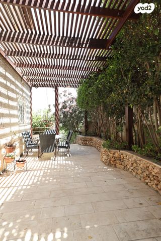 בית פרטי/ קוטג', מעוז ציון ב', מבשרת ציון