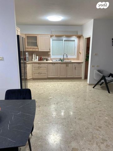 דופלקס, משה דיין, נווה סביון, אור יהודה