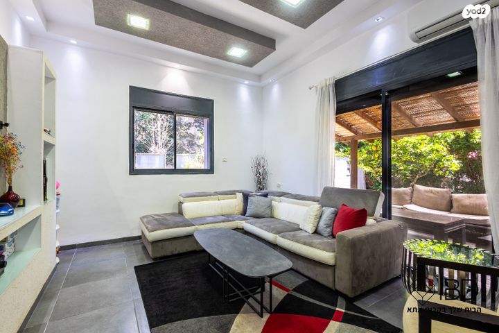 בית פרטי/ קוטג', קרית אתא