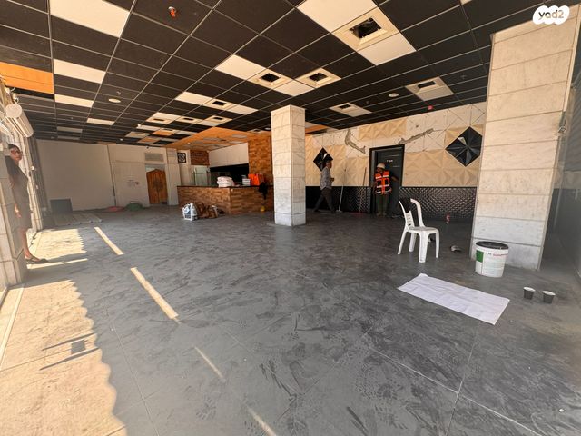 חנויות/ שטח מסחרי, שדרות הרצל, שפרינצק, רמלה