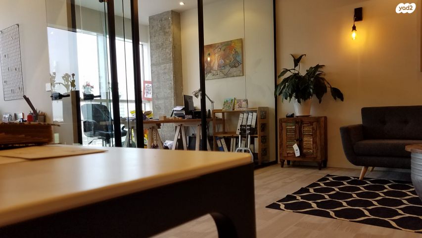 משרדים, הנגר, אזור תעשיה נווה נאמן, הוד השרון