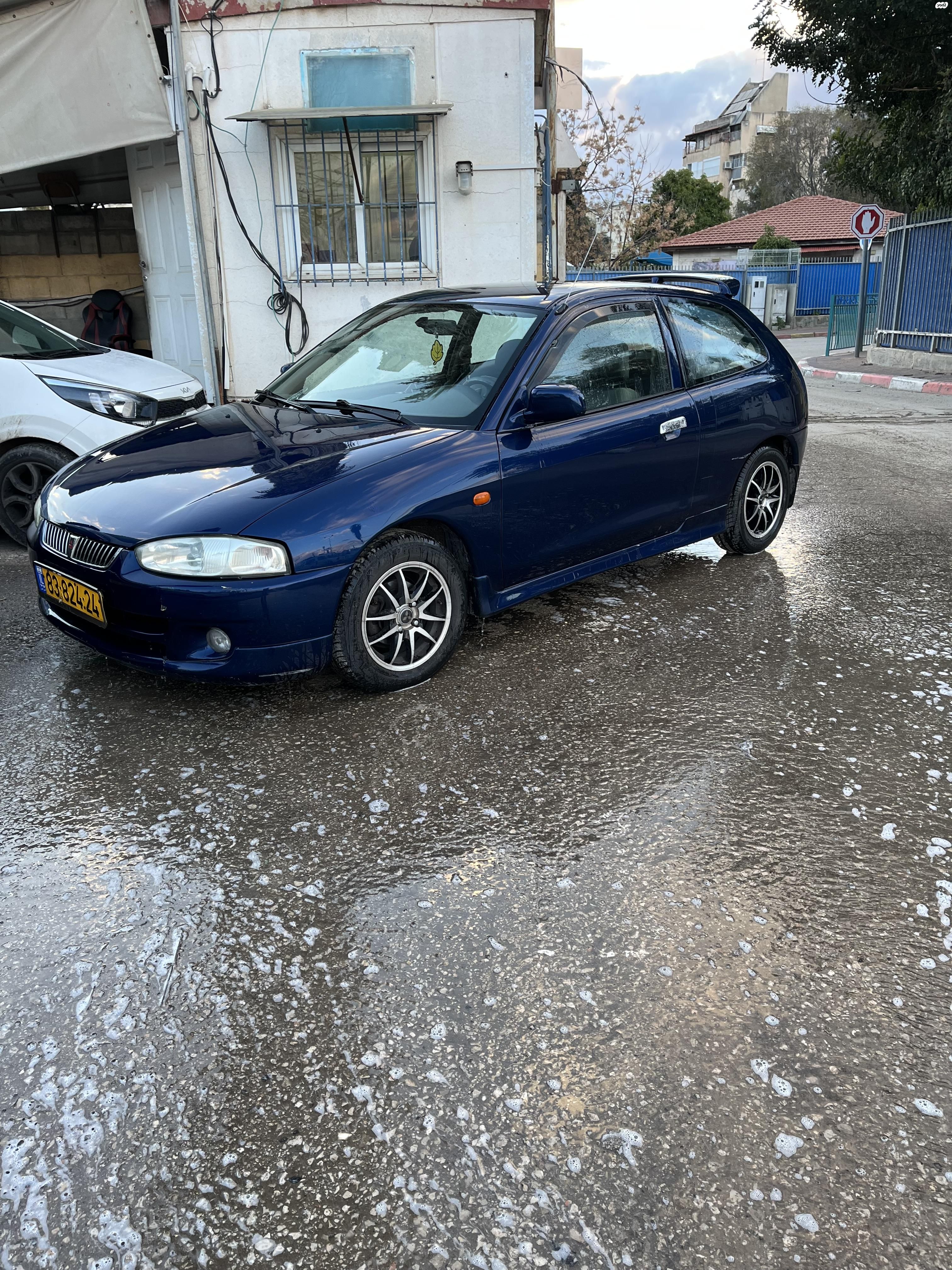 מודעת רכב מיצובישי קולט