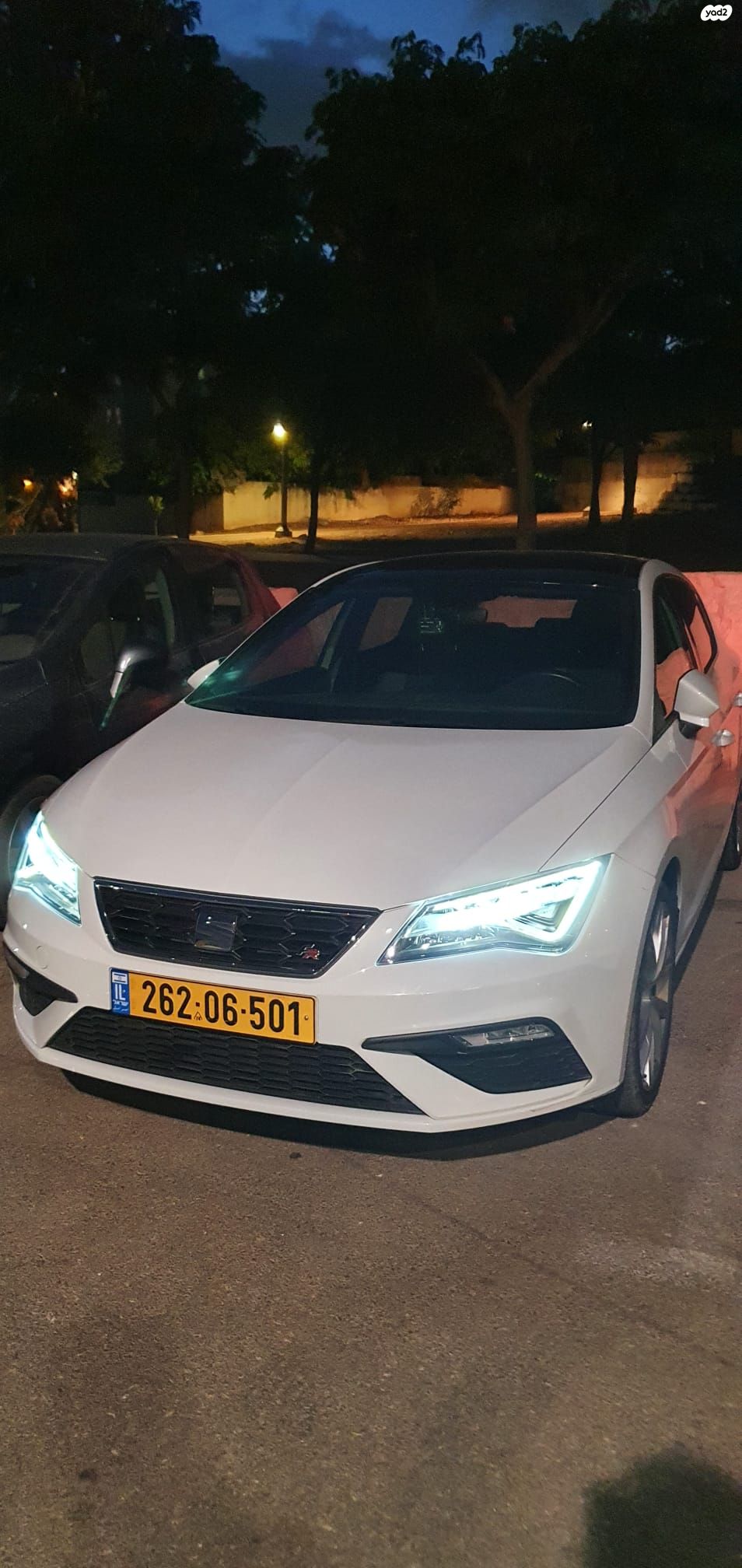 מודעת רכב סיאט לאון