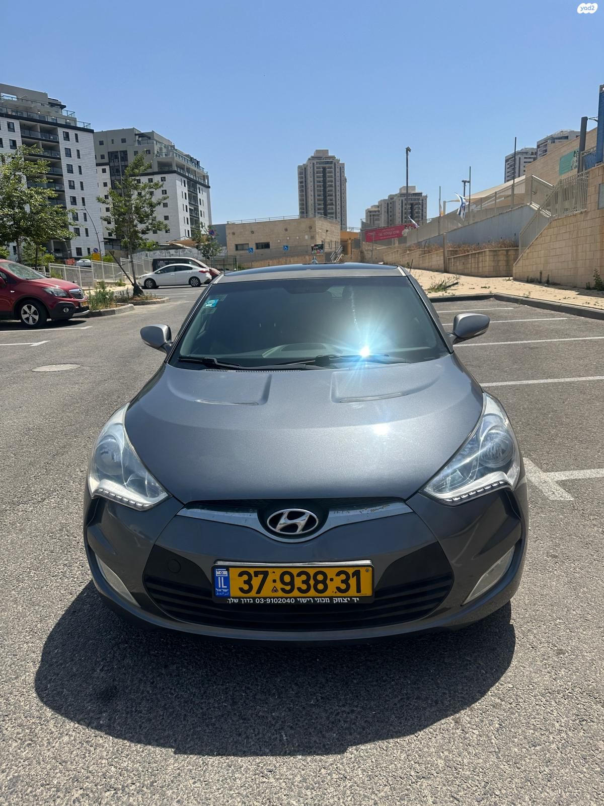מודעת רכב יונדאי ולוסטר