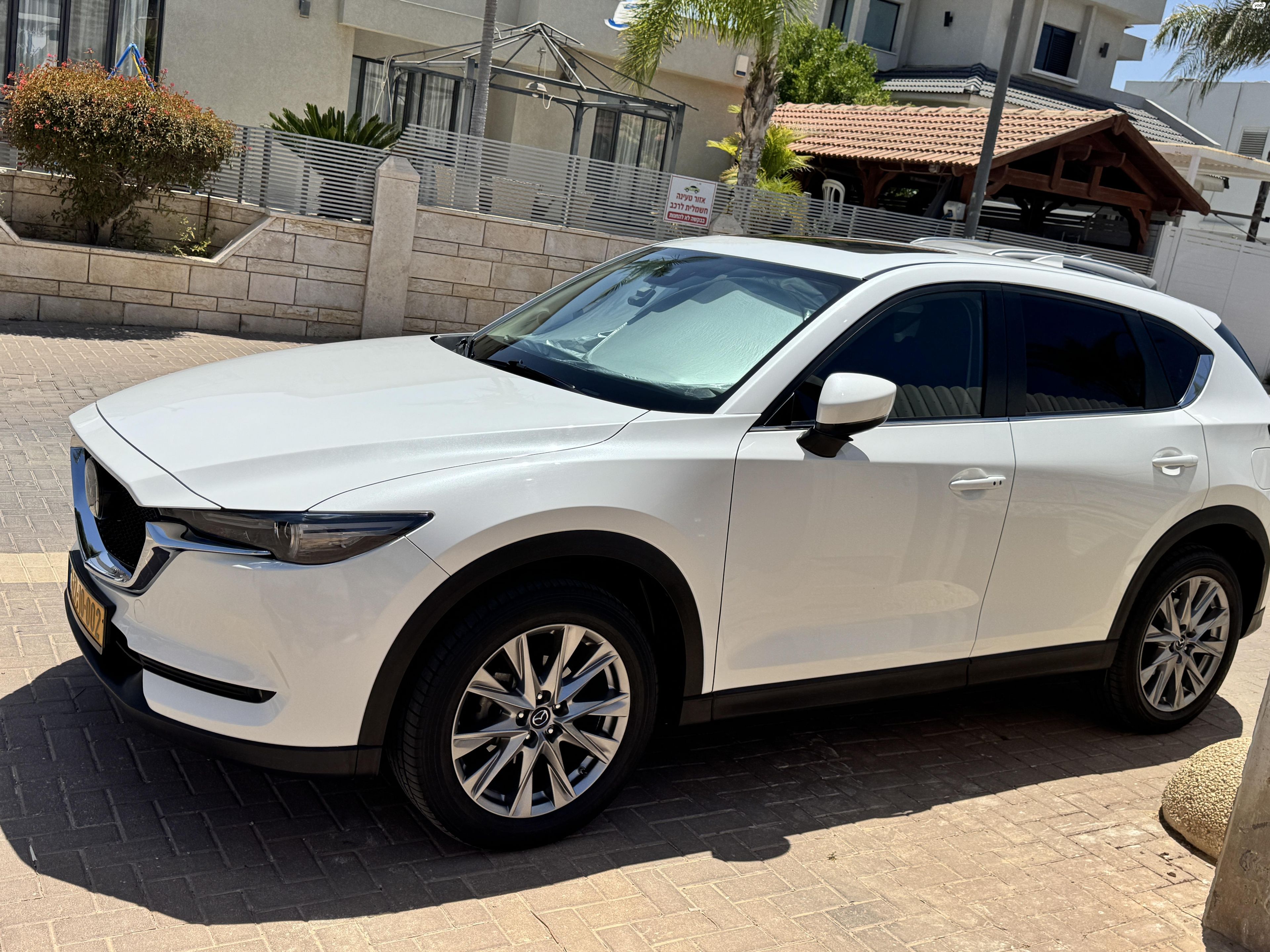 מודעת רכב מאזדה CX-5