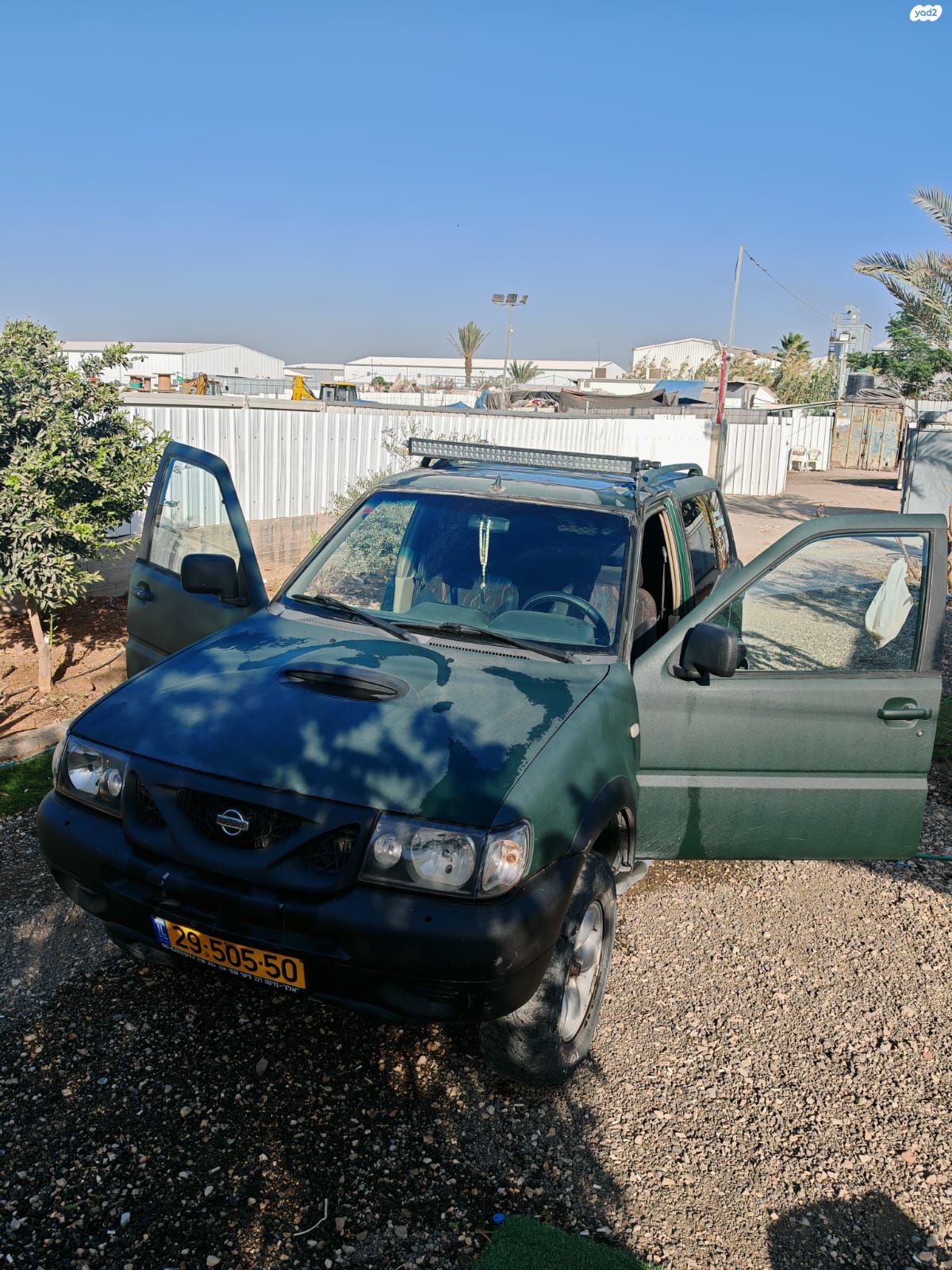 מודעת רכב ניסאן טראנו