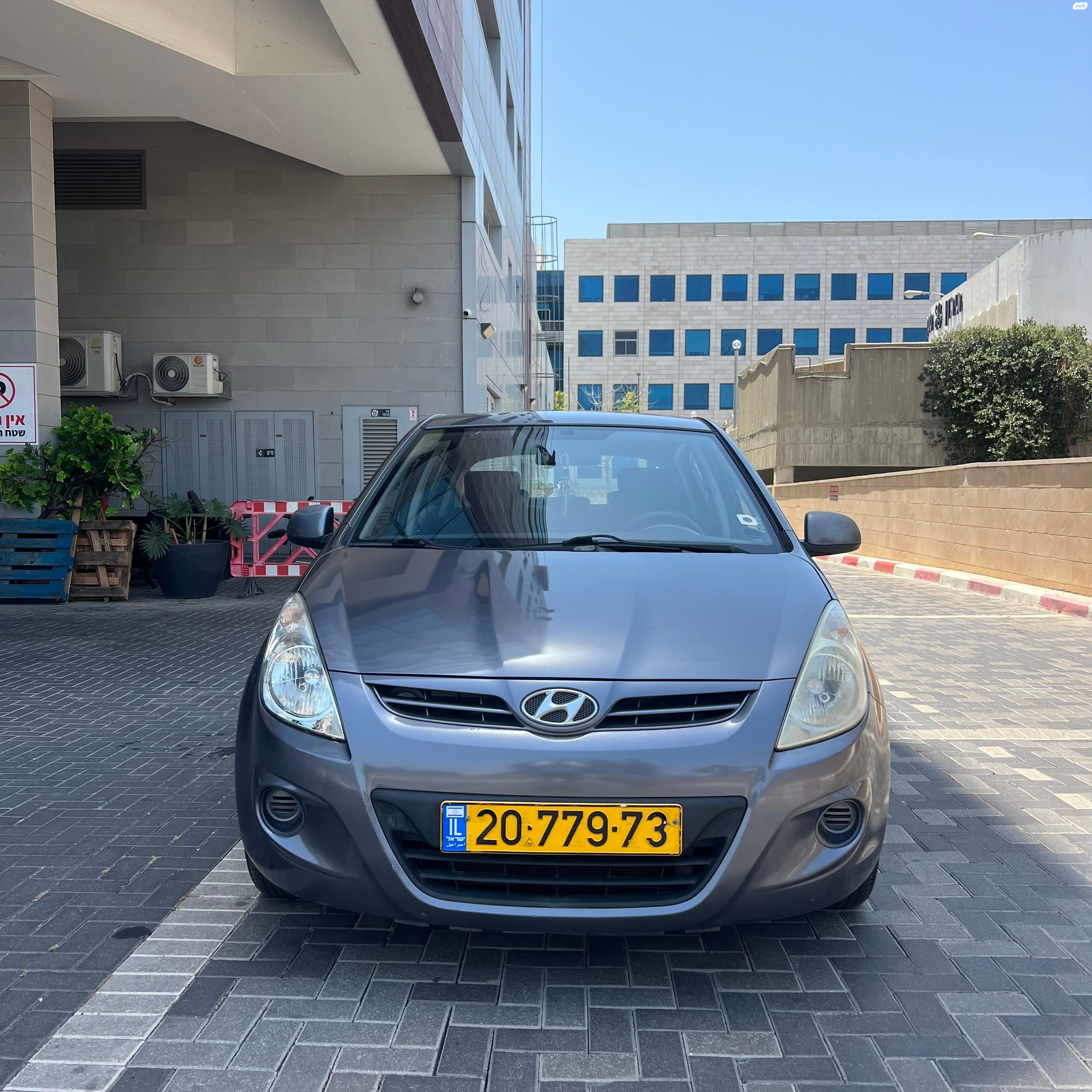 מודעת רכב יונדאי i20