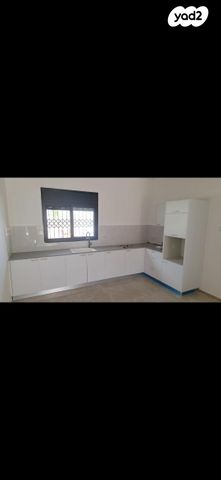 דירת גן, נחל חבר 3, פארק הנחל, באר שבע