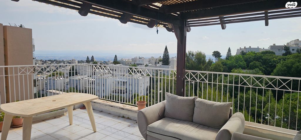 גג/ פנטהאוז, רמת אלון, חיפה