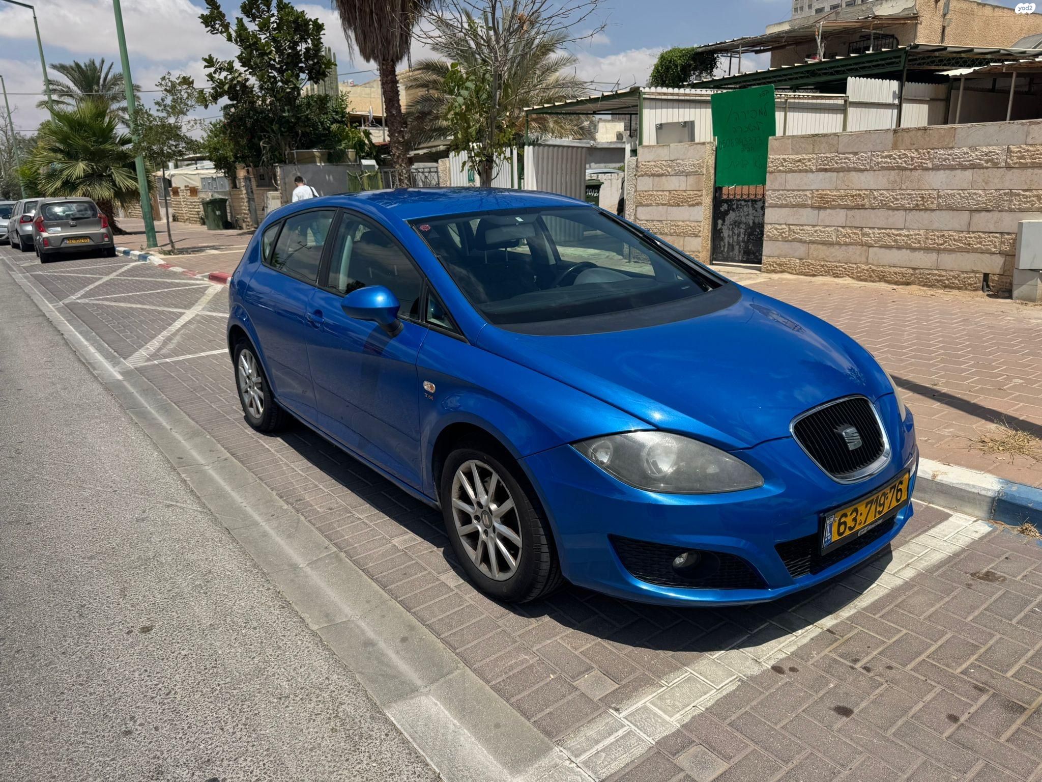 מודעת רכב סיאט לאון