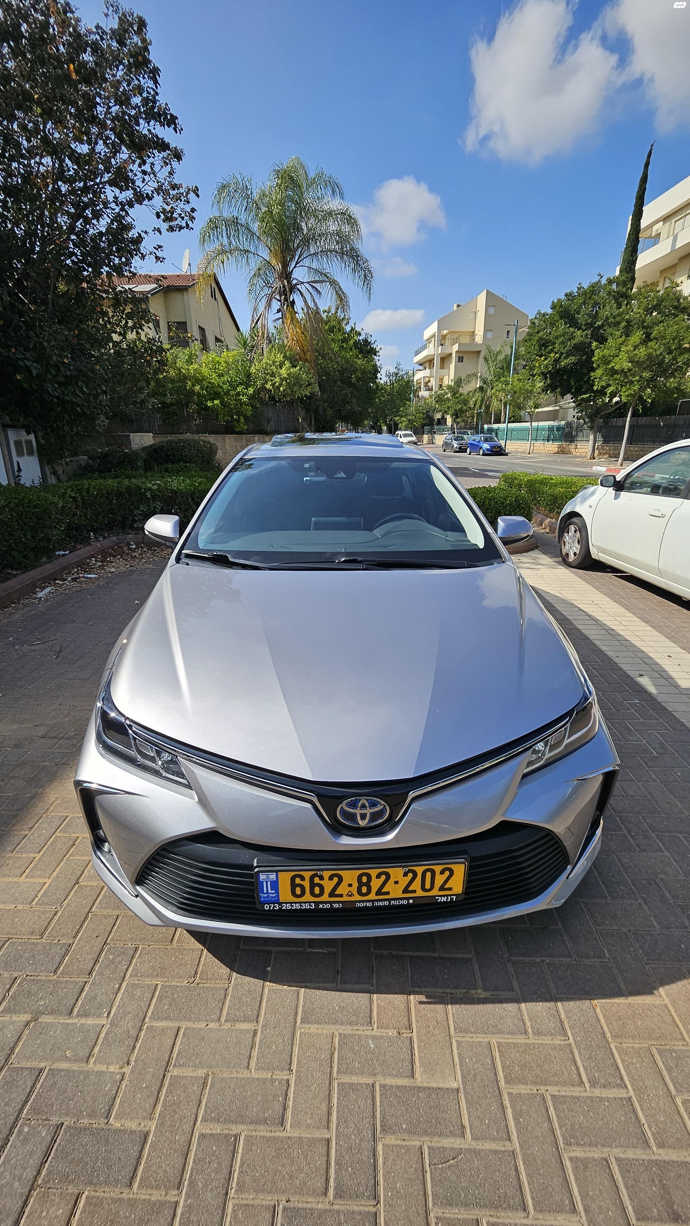 מודעת רכב טויוטה קורולה