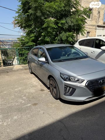 איוניק Premium FL היברידי אוט׳ 1.6 (141 כ״ס)