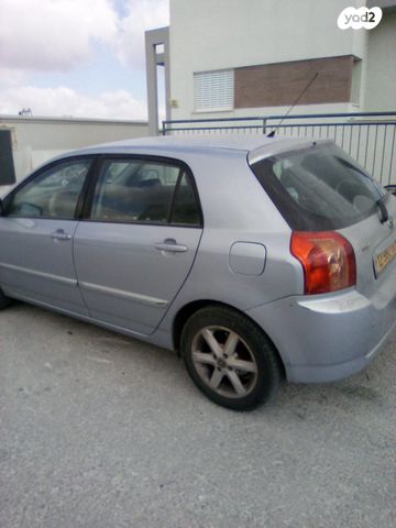 טויוטה קורולה