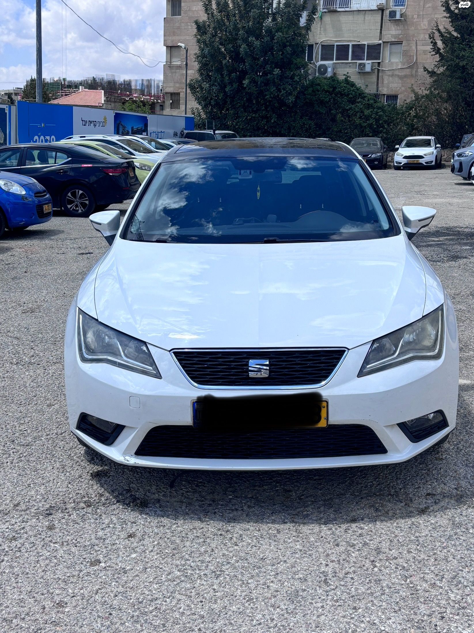 מודעת רכב סיאט לאון
