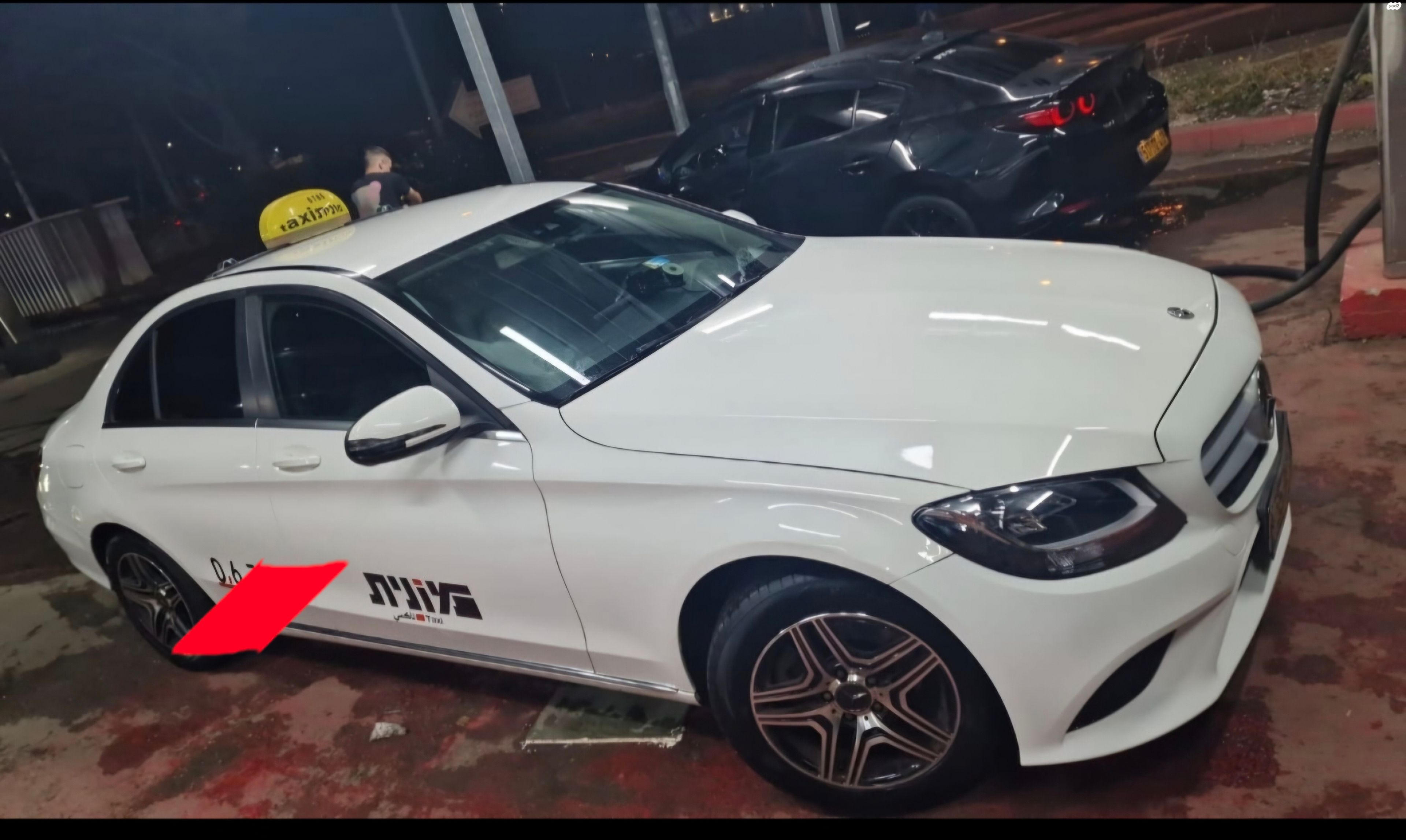 מודעת רכב מרצדס-בנץ C-class