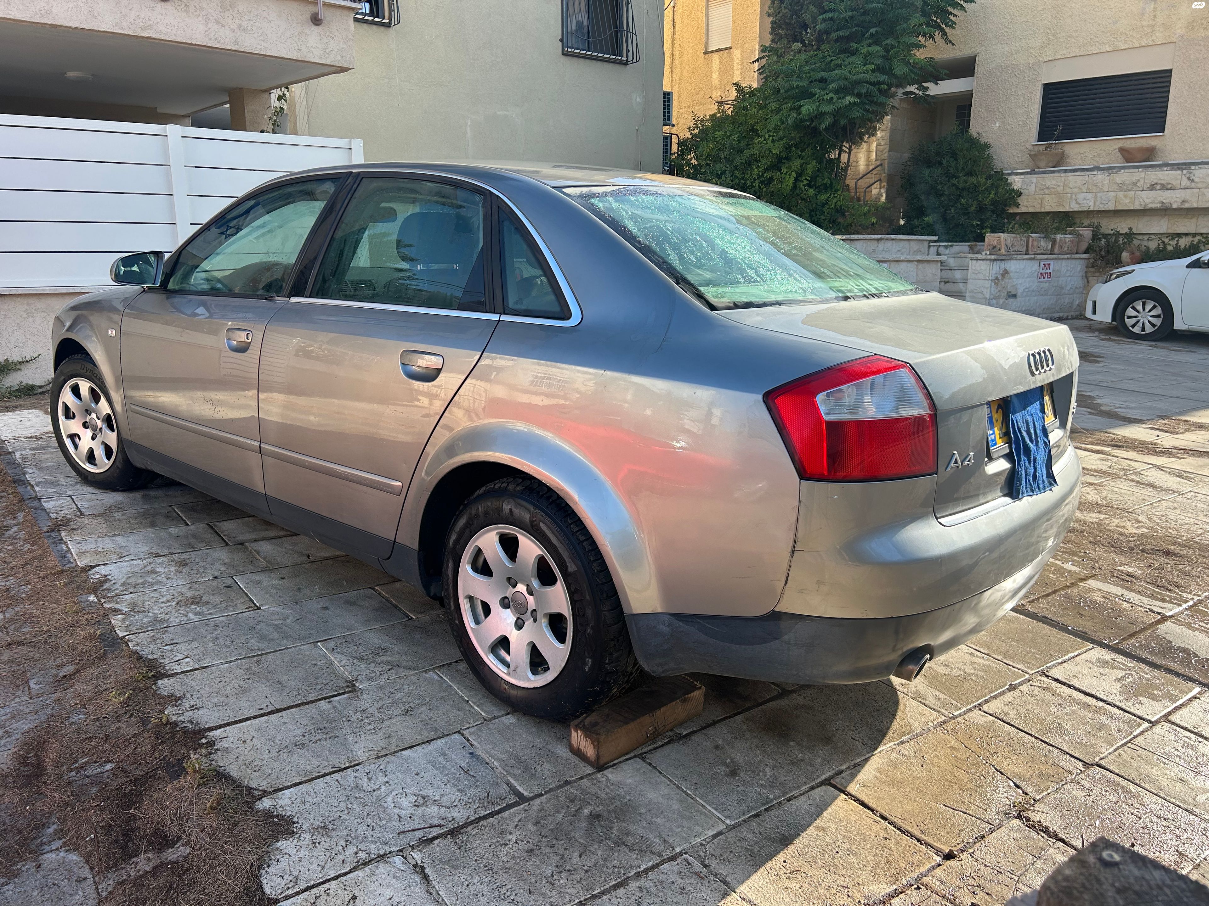 מודעת רכב אאודי A4
