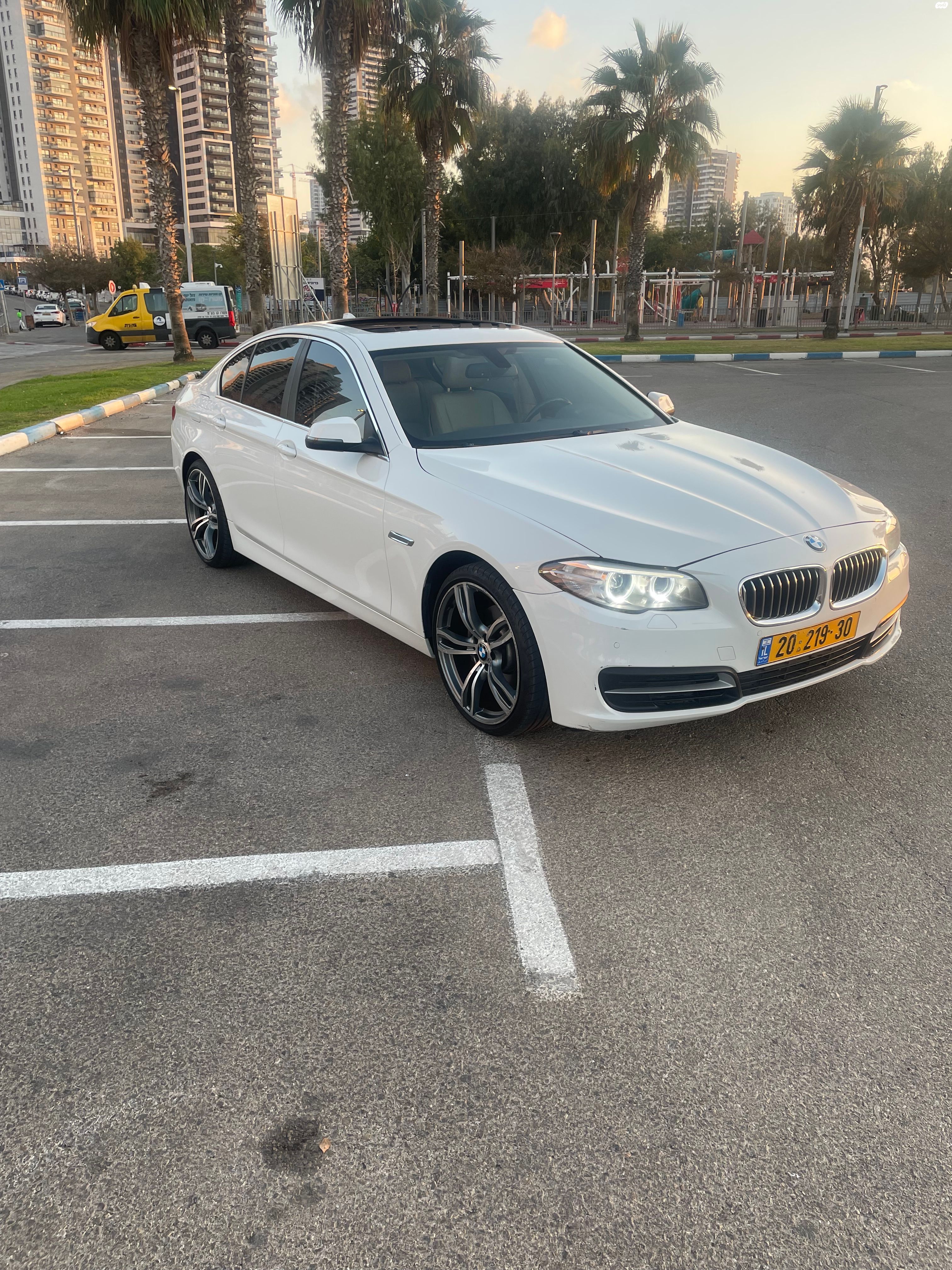 מודעת רכב ב מ וו סדרה 5