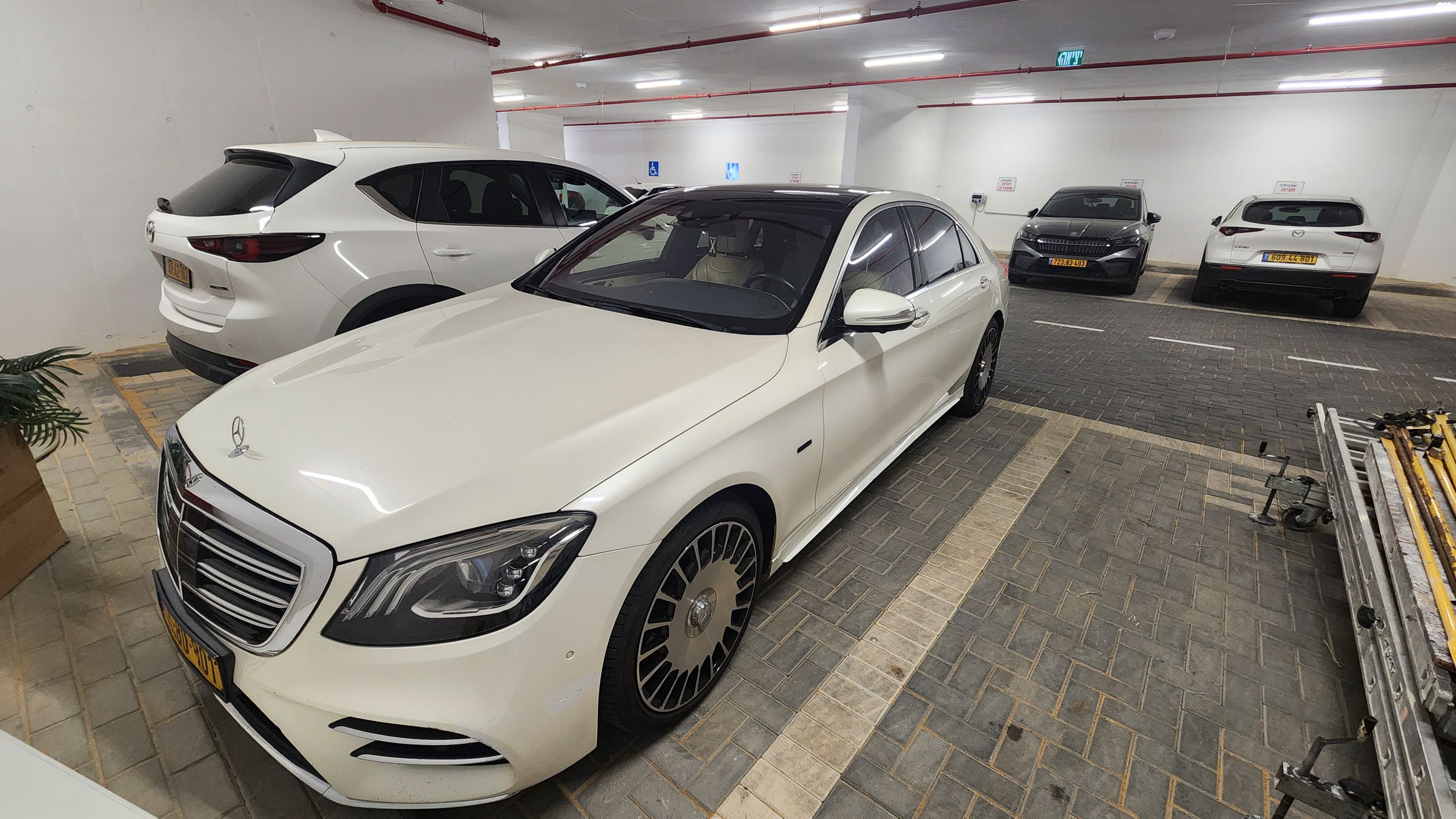 מודעת רכב מרצדס-בנץ S-class