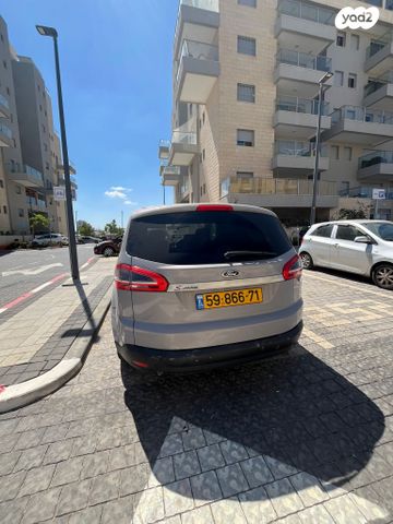 מודעת רכב פורד S-מקס