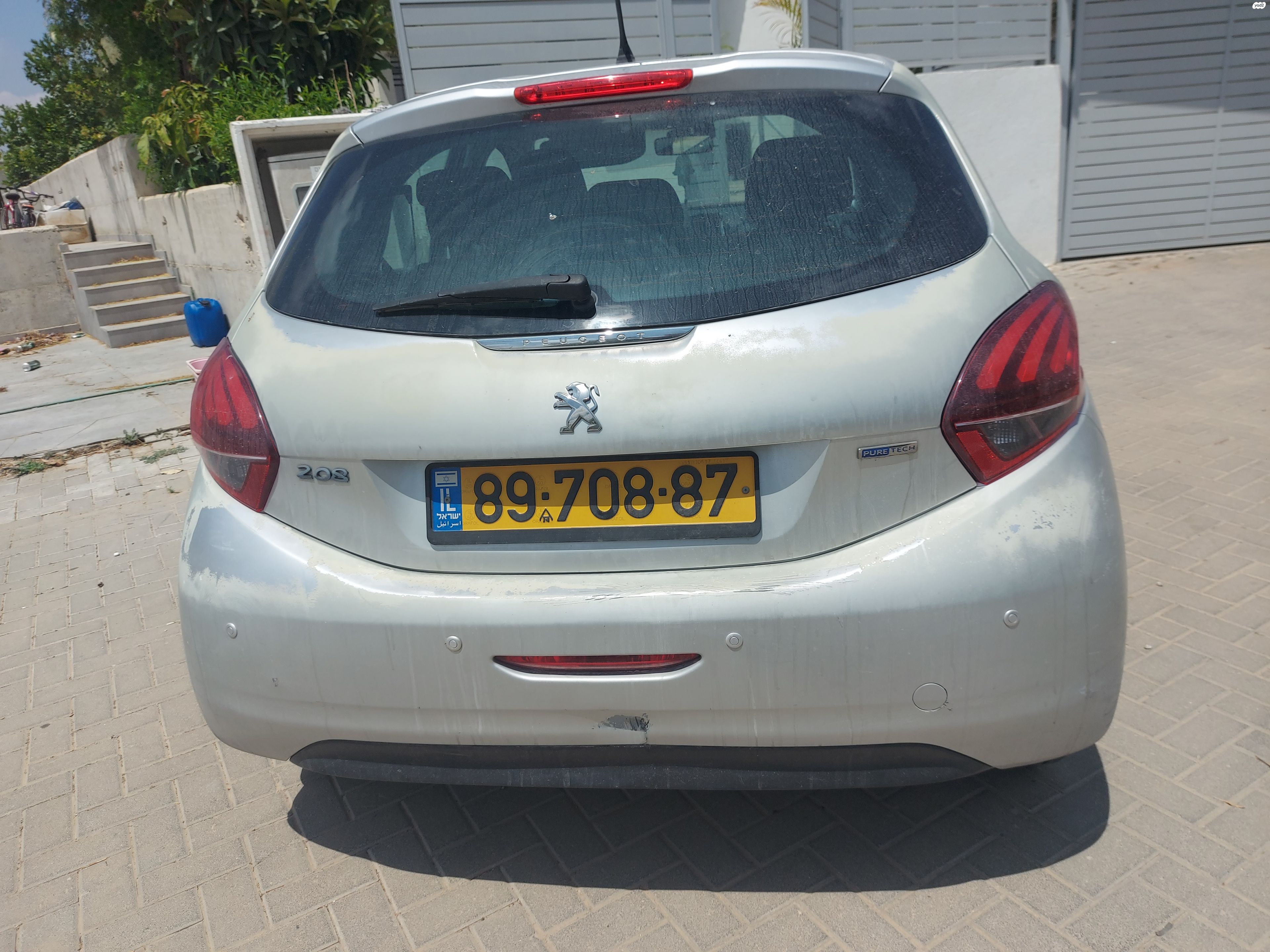 מודעת רכב פיג'ו 208