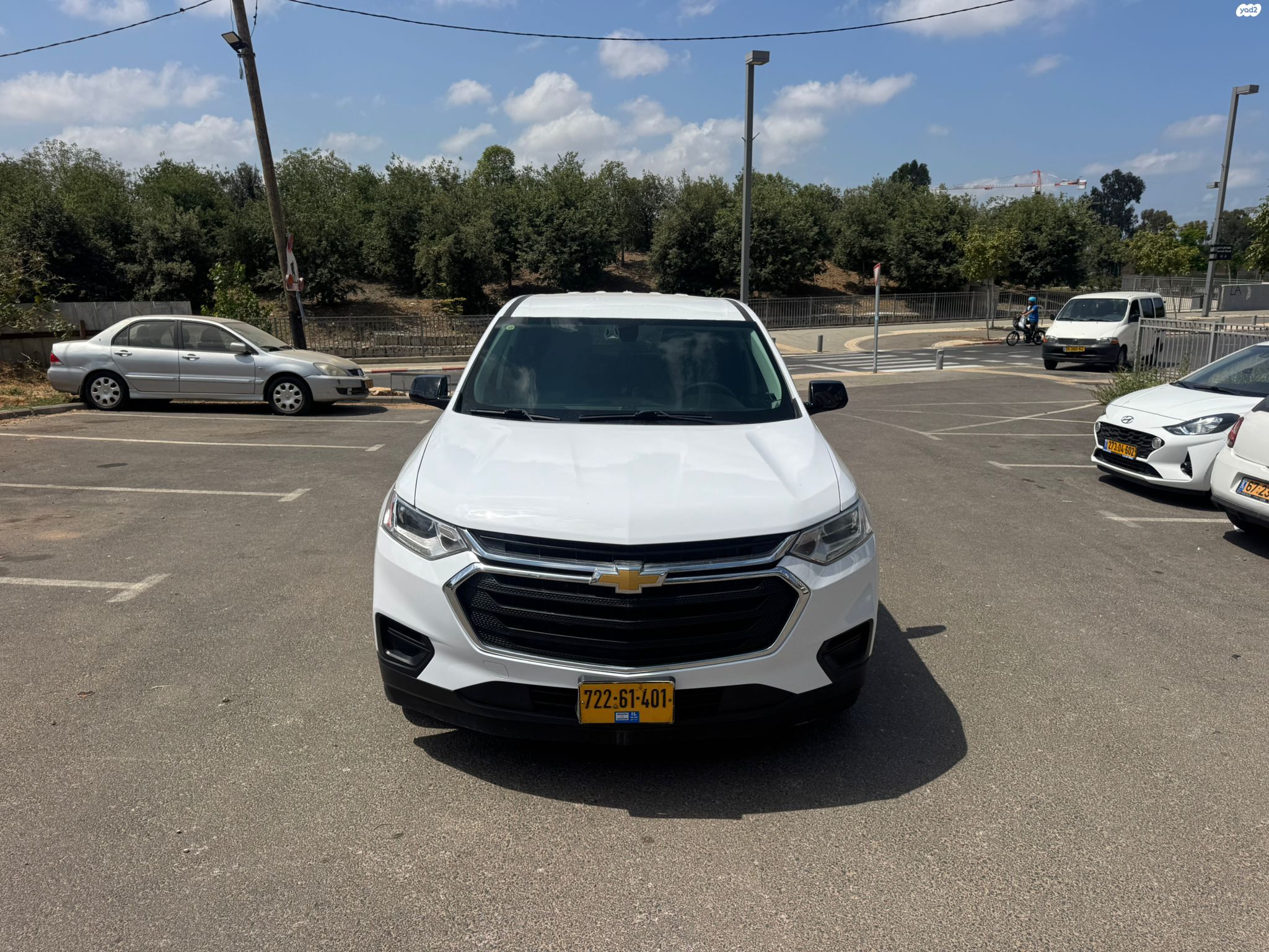 מודעת רכב שברולט טראוורס