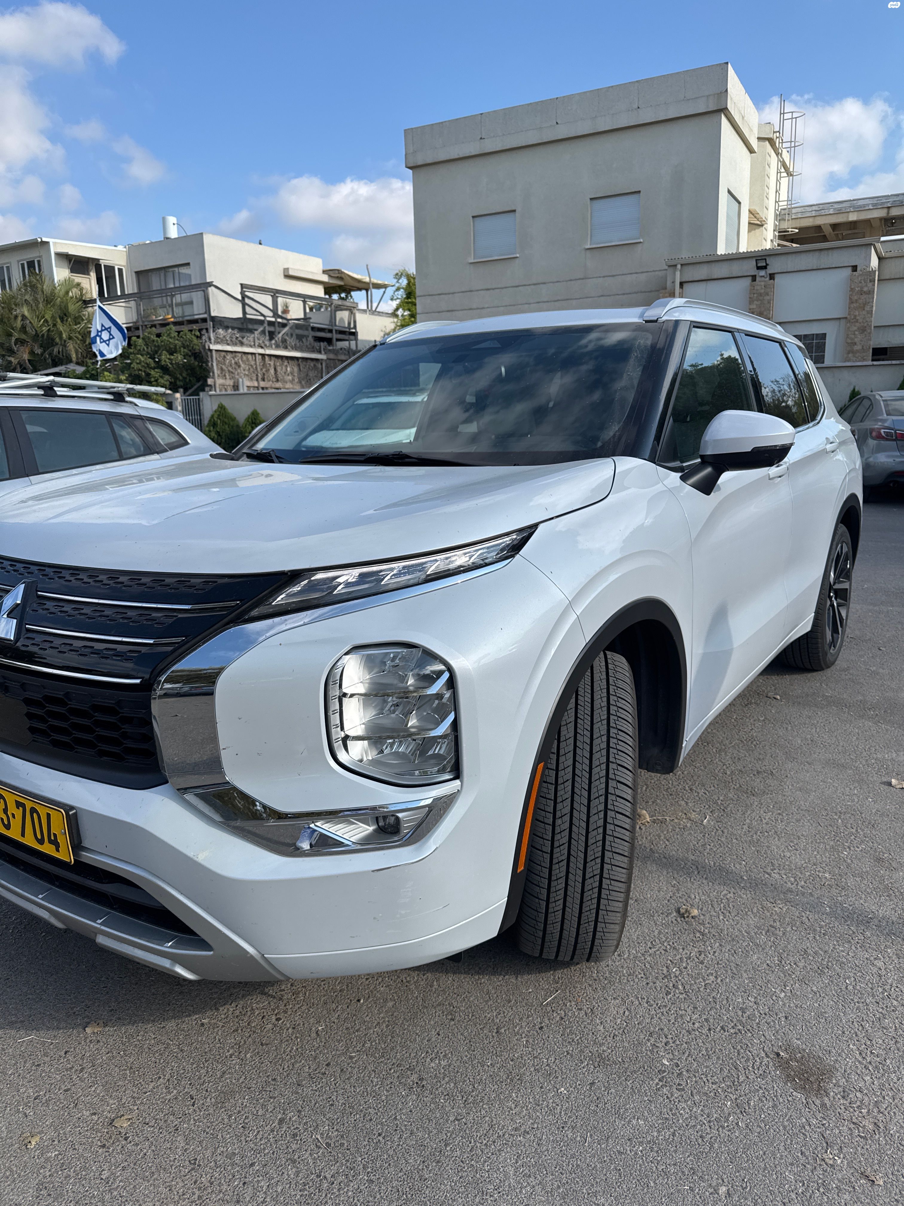 מודעת רכב מיצובישי אאוטלנדר