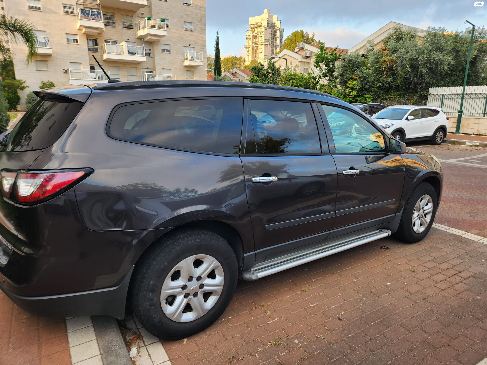 מודעת רכב שברולט טראוורס