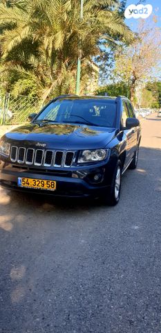מודעת רכב ג'יפ קומפאס