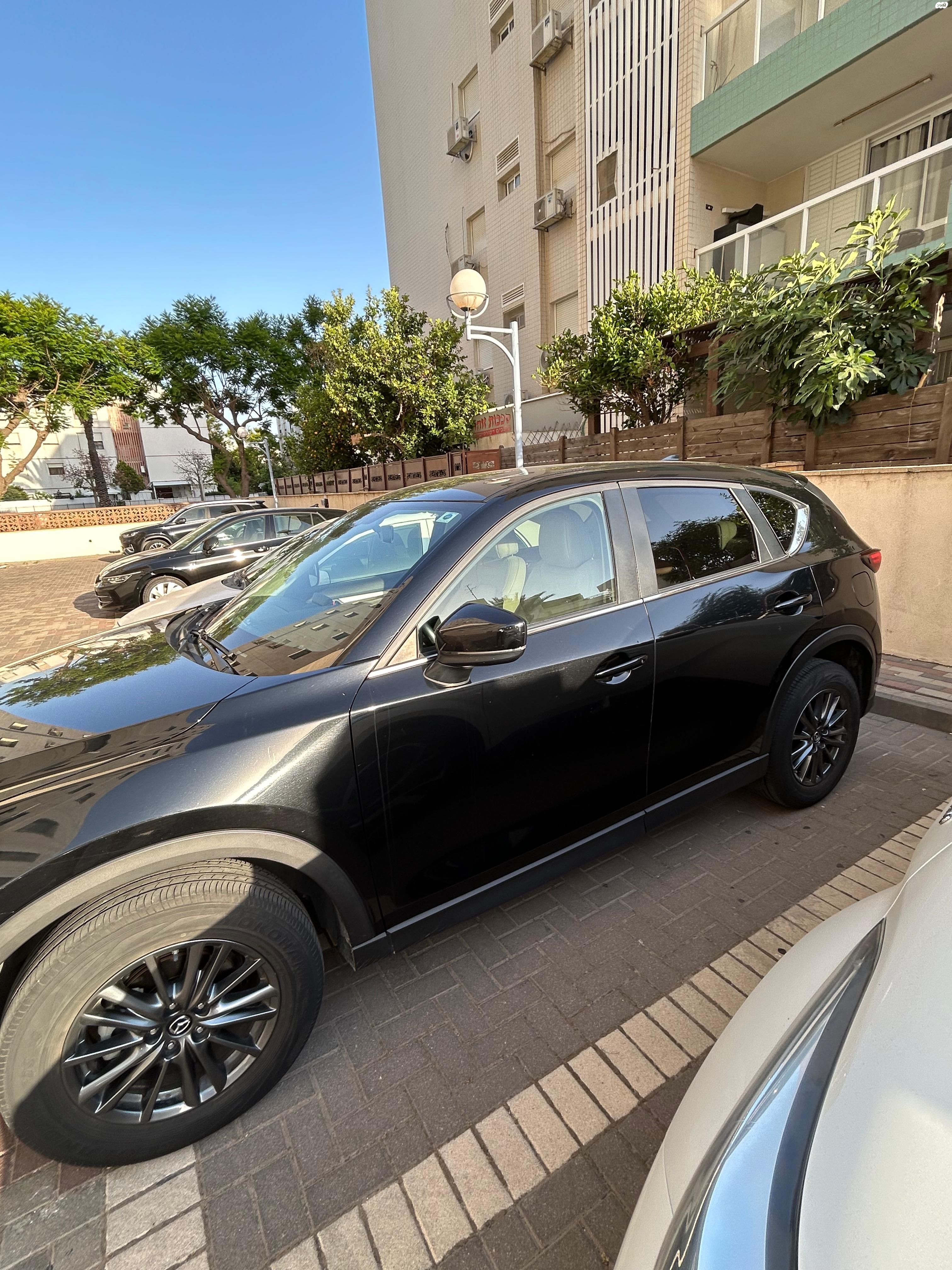 מודעת רכב מאזדה CX-5