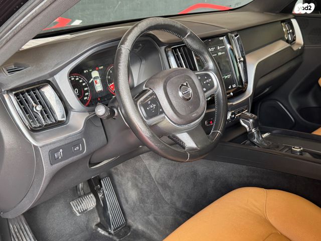 וולוו XC60