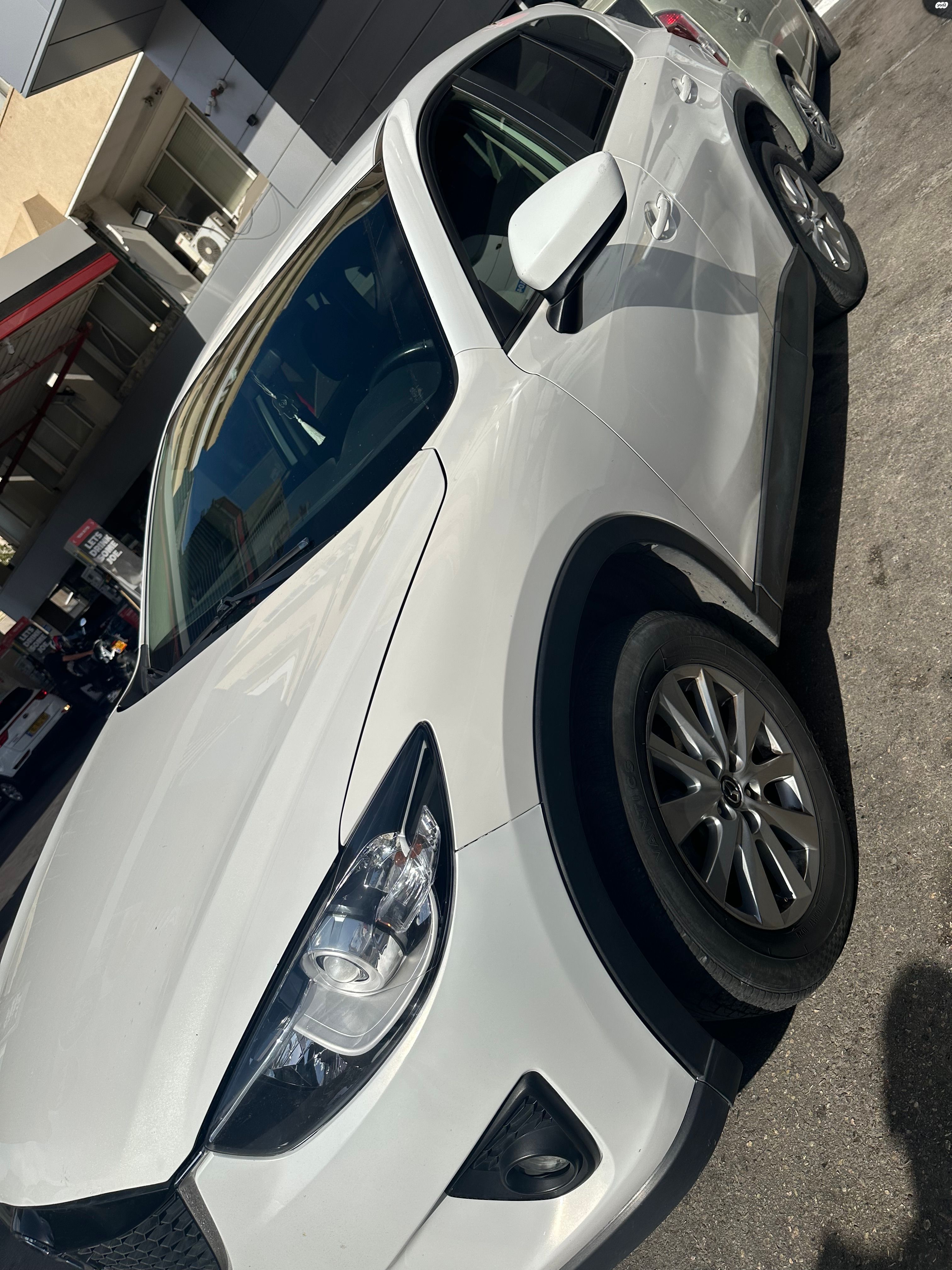 מודעת רכב מאזדה CX-5