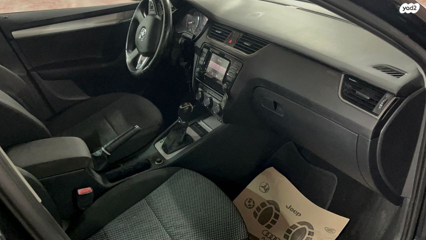 סקודה אוקטביה