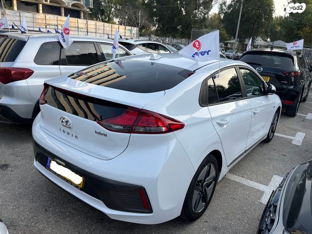 יונדאי איוניק