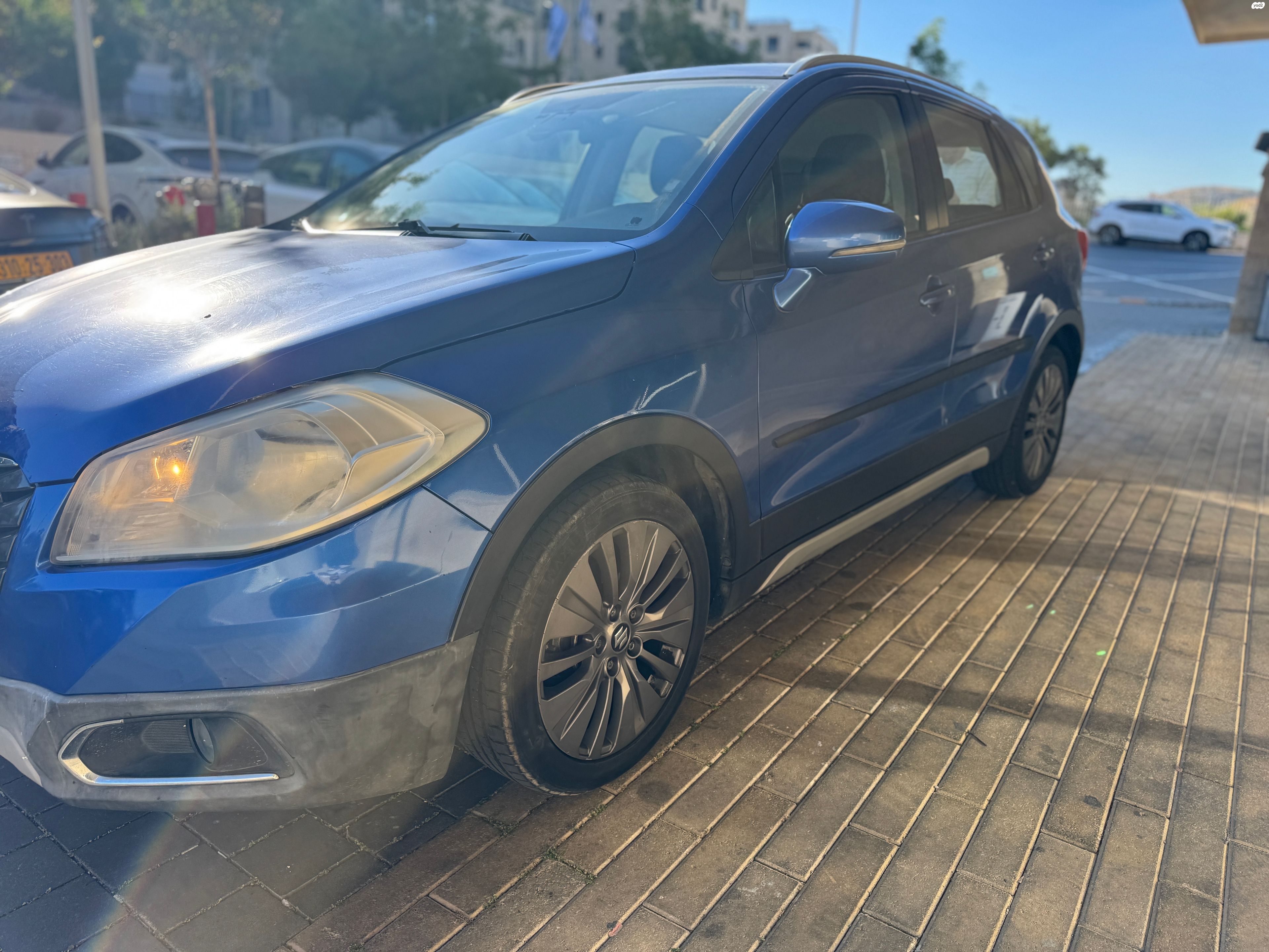 מודעת רכב סוזוקי קרוסאובר