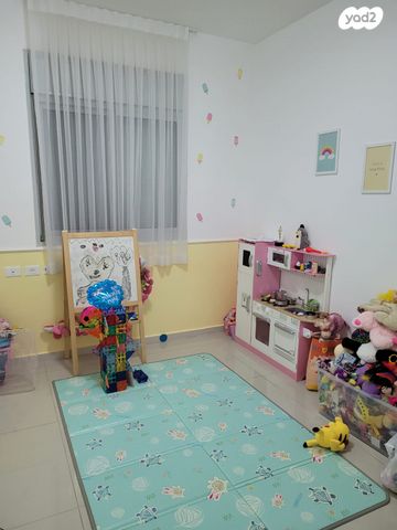 גג/ פנטהאוז, התורן 4, נאות רבין, יבנה