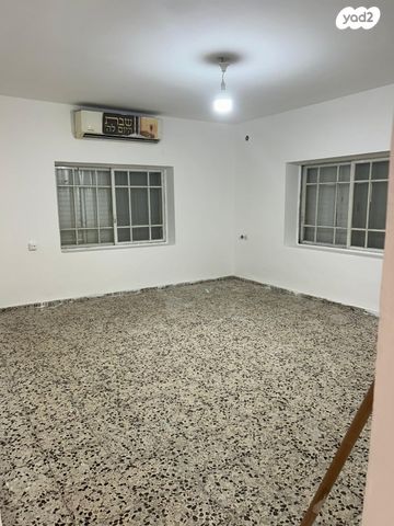 בית פרטי/ קוטג', קיבוץ גלויות 13, בית אליעזר, חדרה