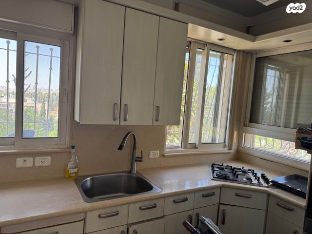 בית פרטי/ קוטג', מצרי טירן 21, גבעת המבתר, ירושלים