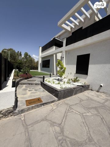 בית פרטי/ קוטג', העפרוני 299, יובל, יובל