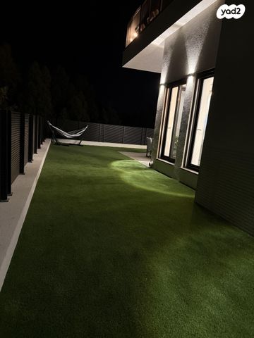 בית פרטי/ קוטג', העפרוני 299, יובל, יובל