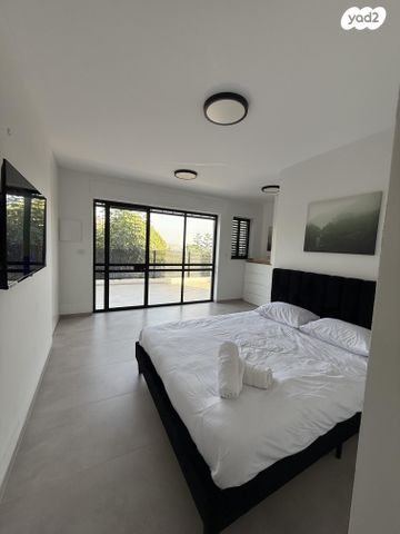 בית פרטי/ קוטג', העפרוני 299, יובל, יובל