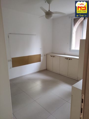 דירה, רחל אמנו, ירושלים