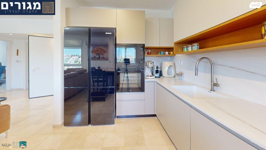 דופלקס, מבצע יונתן, רוממה, חיפה