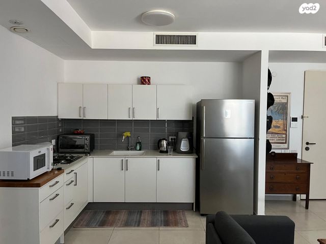 דירה, גרציאני יצחק 4, גני שרונה, קרית הממשלה, תל אביב יפו