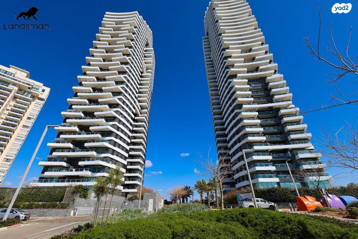 גג/ פנטהאוז, יוסף לפיד 3, גלי הים, נתניה