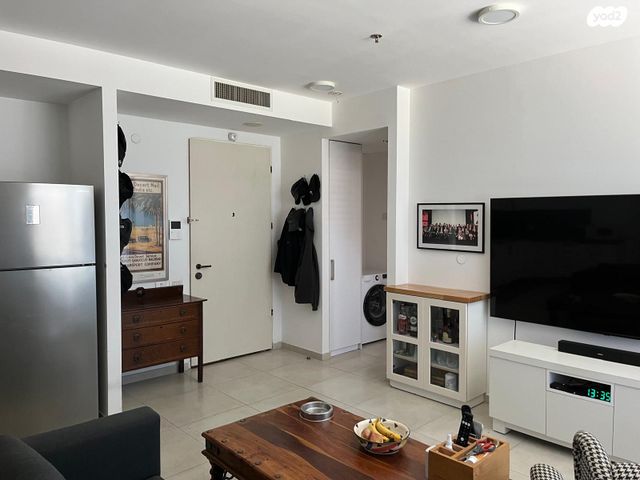 דירה, גרציאני יצחק 4, גני שרונה, קרית הממשלה, תל אביב יפו