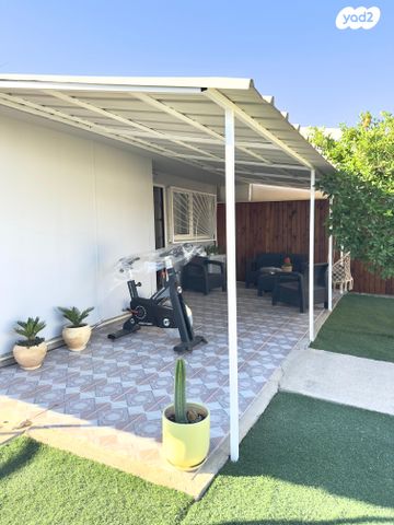 דירת גן, ידידיה אדמון, נחל בקע, באר שבע