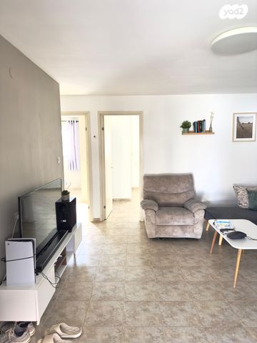 דירת גן, ידידיה אדמון, נחל בקע, באר שבע