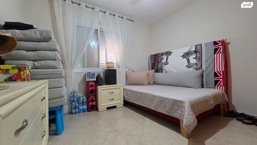 דו משפחתי, גבים, ערד