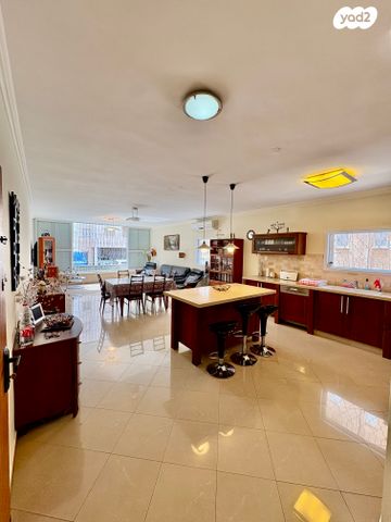 דירה, נתניה