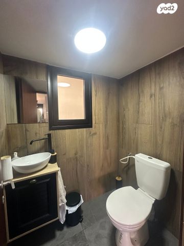 דירה, יצחק שדה, המושבה הגרמנית, חיפה